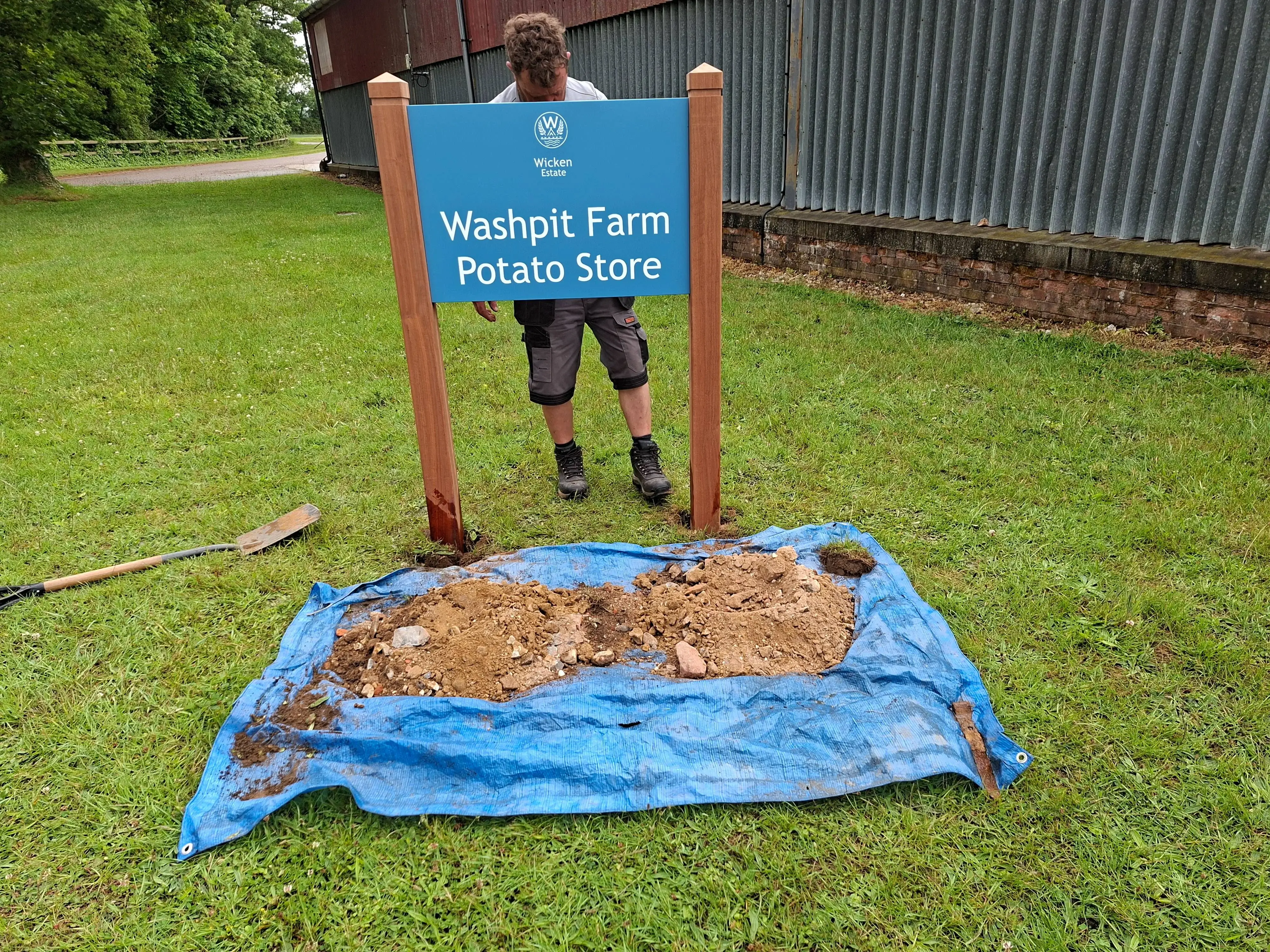 Soanes Signs of Norwich - Specialist Timber Signage - Work Example 54